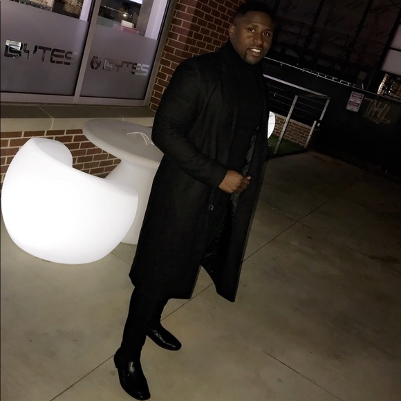 Meet your Posher, Larry - Picture 2 of 6